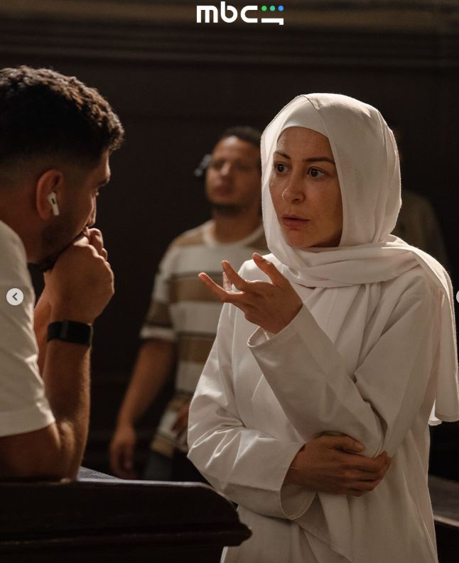 الفنانة منة شلبي